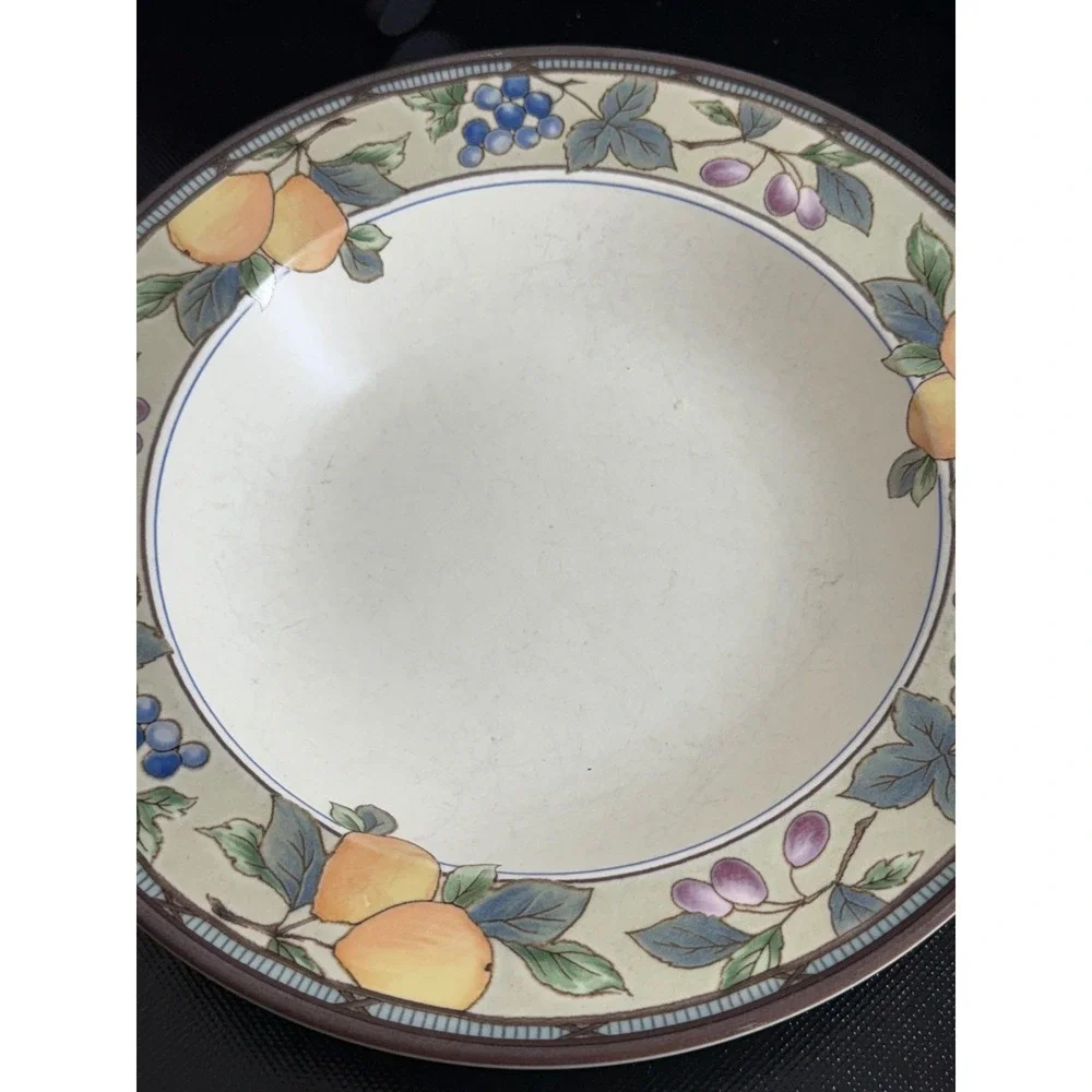 Mikasa Intaglio Arabella Soup Bowls Set‎ of 4 Fruit Design Vintage Dinnerware